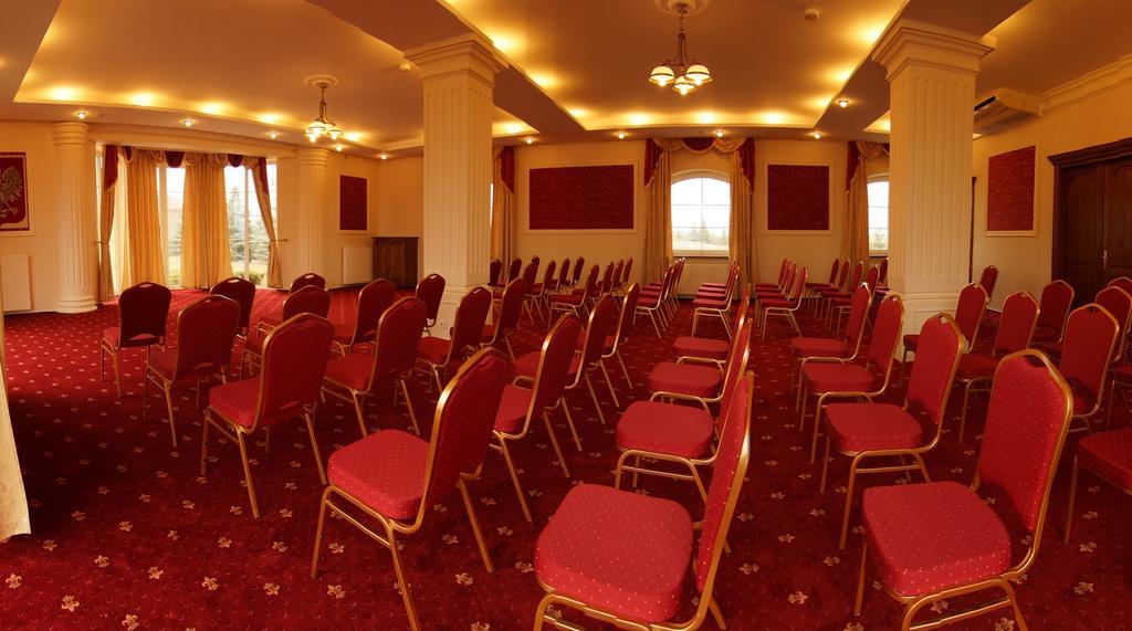 Hotel Mazurski Dworek Mikołajki Bagian luar foto