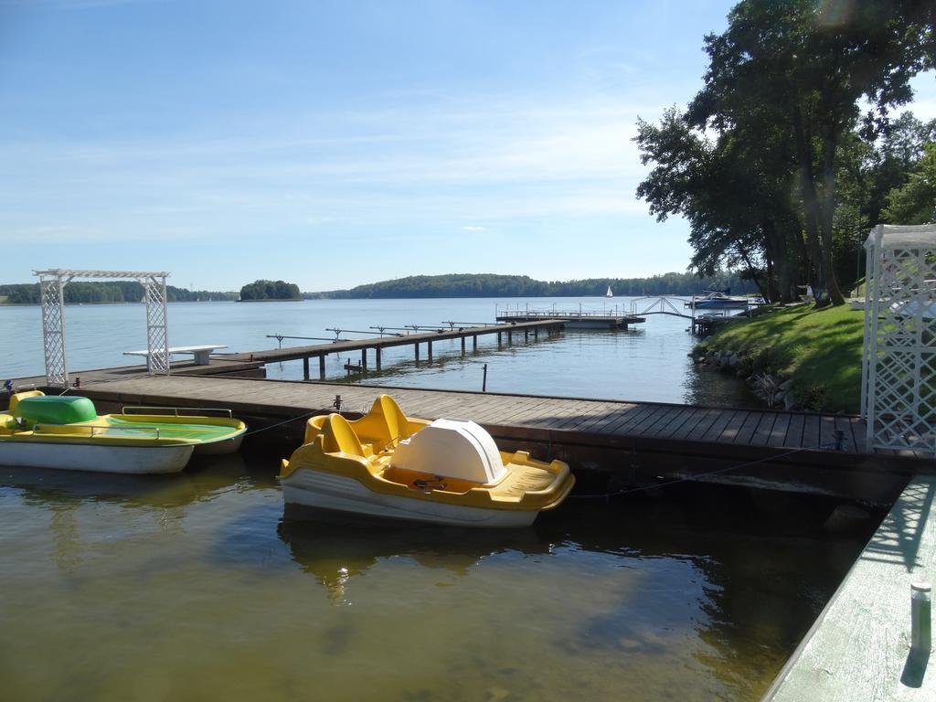 Hotel Mazurski Dworek Mikołajki Bagian luar foto