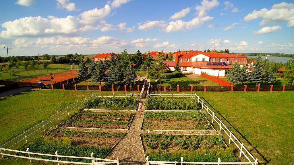 Hotel Mazurski Dworek Mikołajki Bagian luar foto