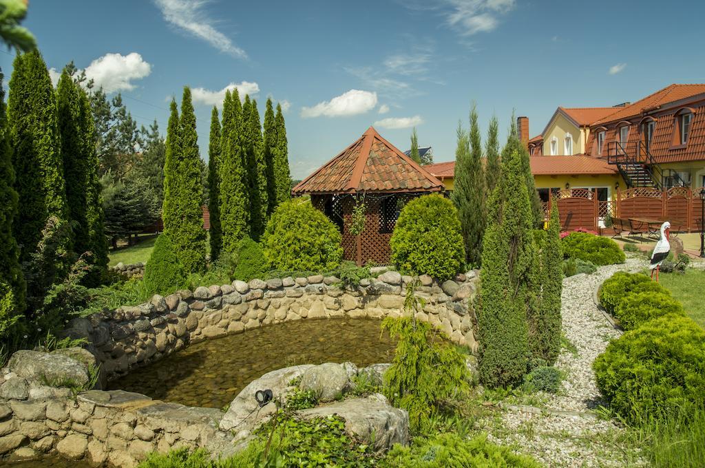 Hotel Mazurski Dworek Mikołajki Bagian luar foto