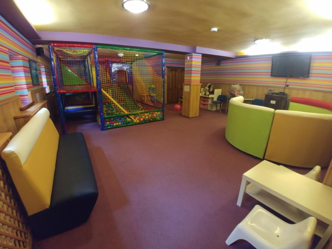 Hotel Mazurski Dworek Mikołajki Bagian luar foto